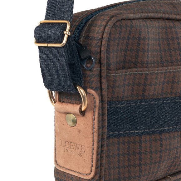 Loewe Brown Houndstooth-Canvas Leather-Trim Shoulder Bag - Picture 8 of 11